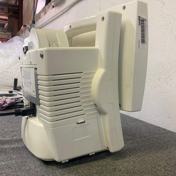 Medrad Veris 8600 MRI Vital Monitor Remote Display w/ Printer - Picture 8 of 9